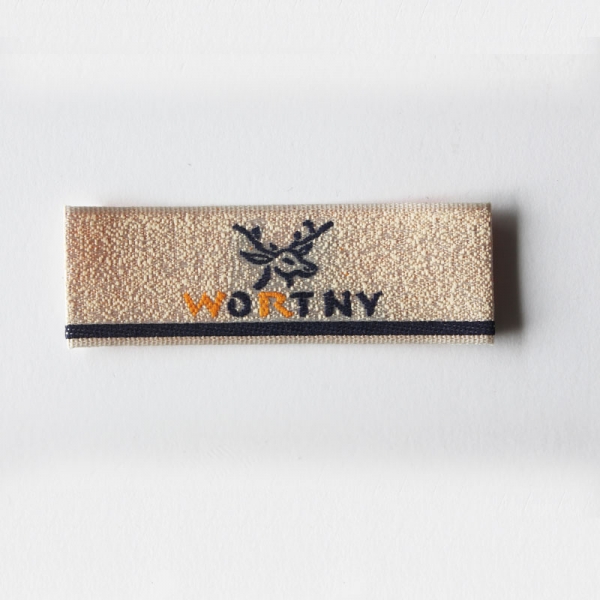 高品質(zhì)女裝織標(biāo)訂做